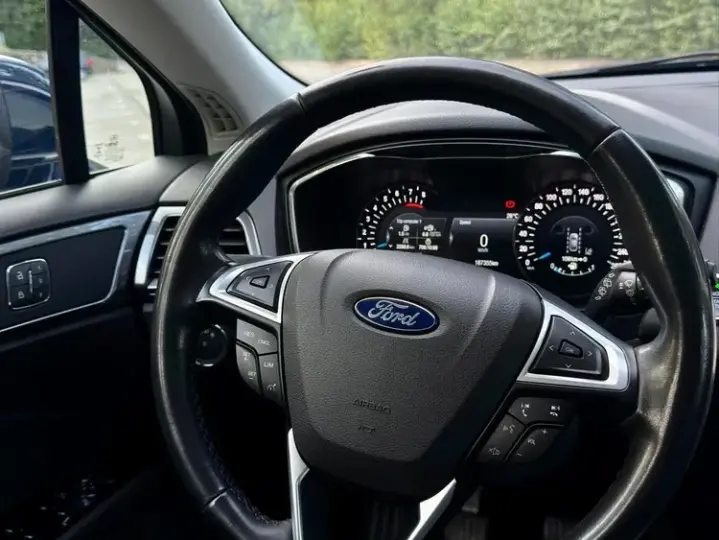 Ford Mondeo IV 1.5 EcoBoost Start-Stopp Titanium