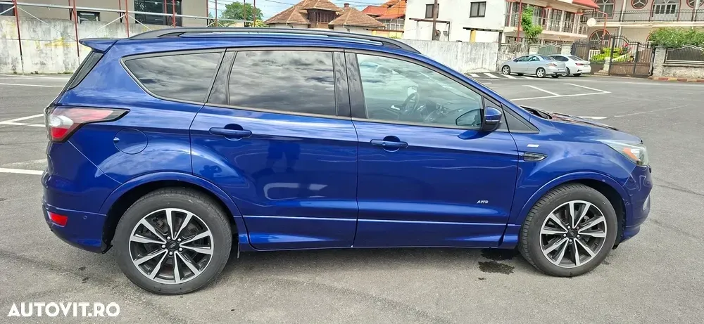 Ford Kuga II 2.0 TDCi 4WD Powershift ST-Line — imagine 5