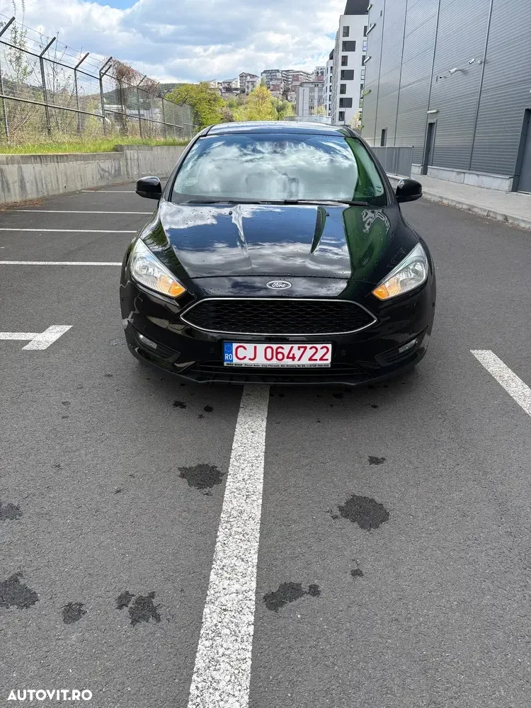 Ford Focus MK3 1.5 TDCi Titanium — imagine 2