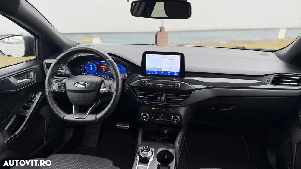 Ford Focus MK4 — imagine 5
