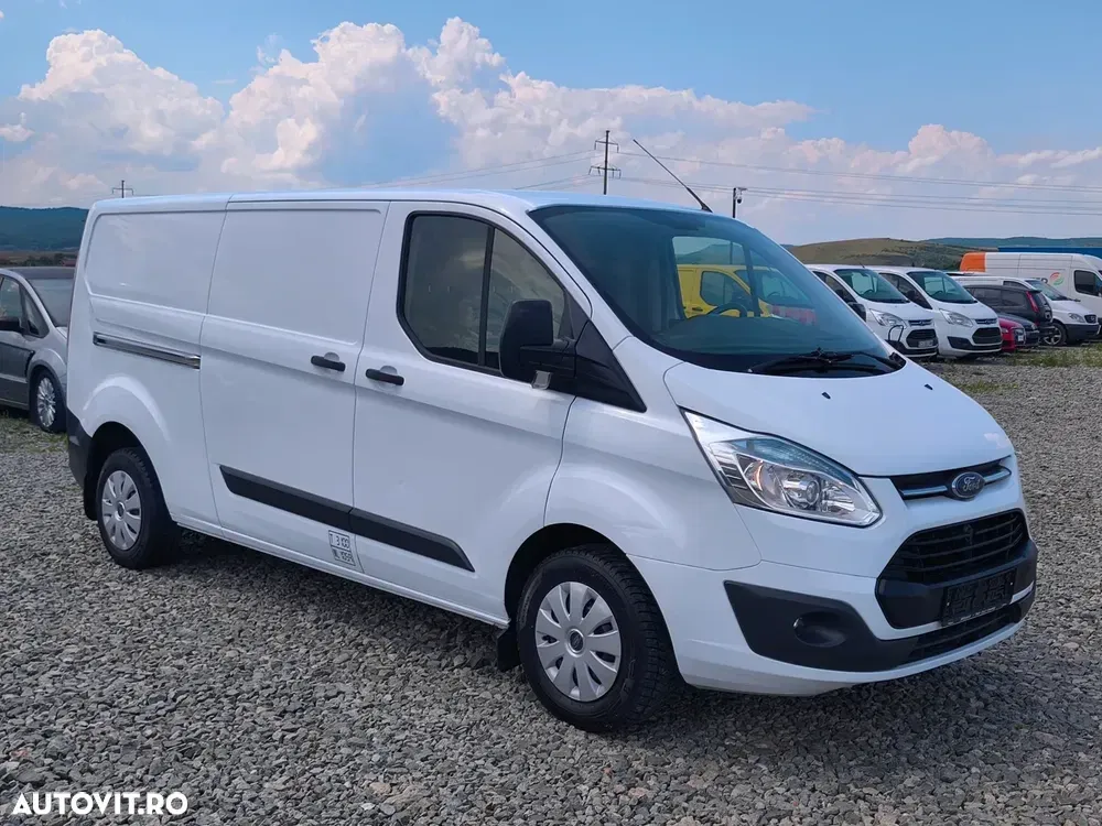 Ford Transit Custom — imagine 6