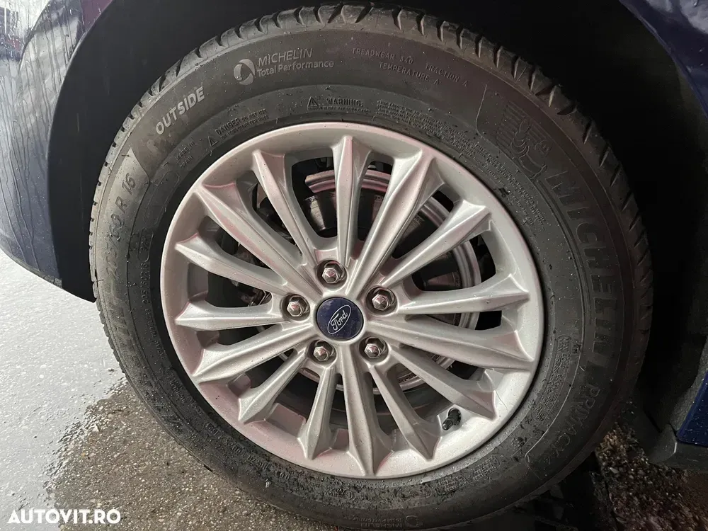 Ford Focus MK4 1.5 EcoBlue Active Business — imagine 5