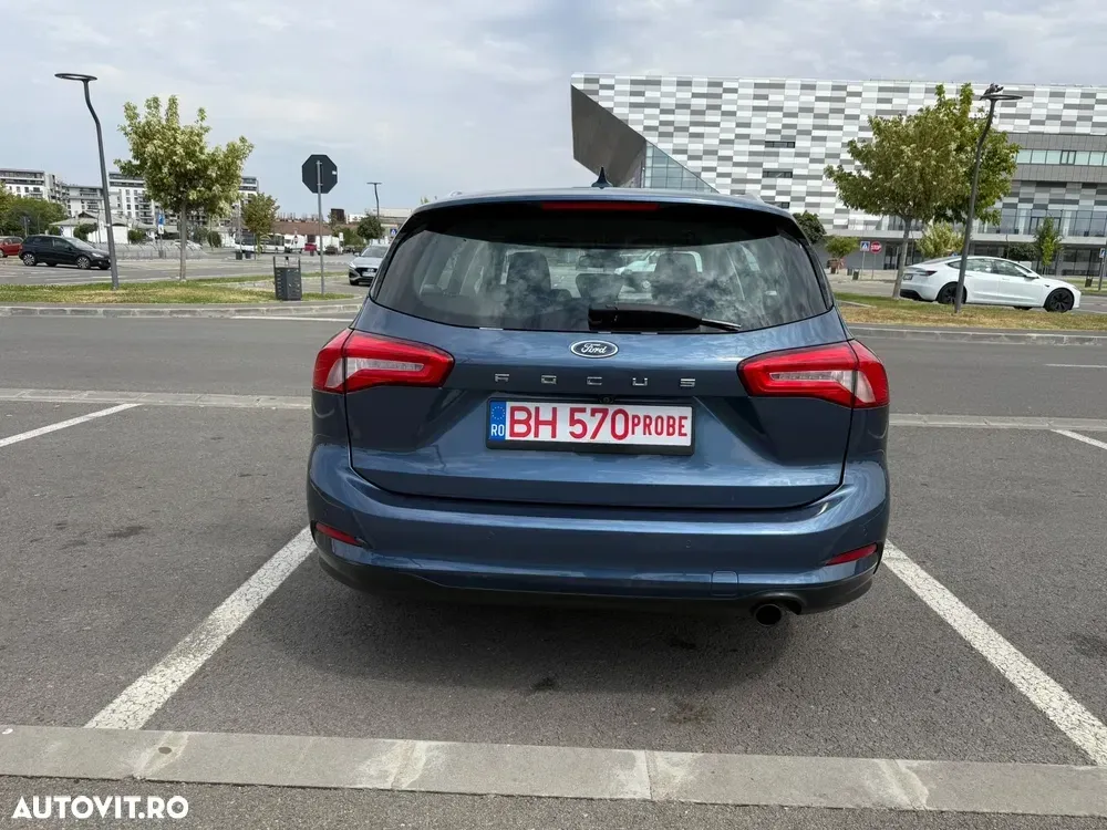Ford Focus MK4 — imagine 5