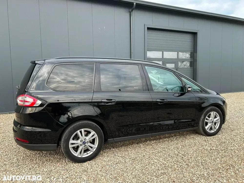 Ford Galaxy III 2.0 TDCi Powershift Titanium — imagine 5
