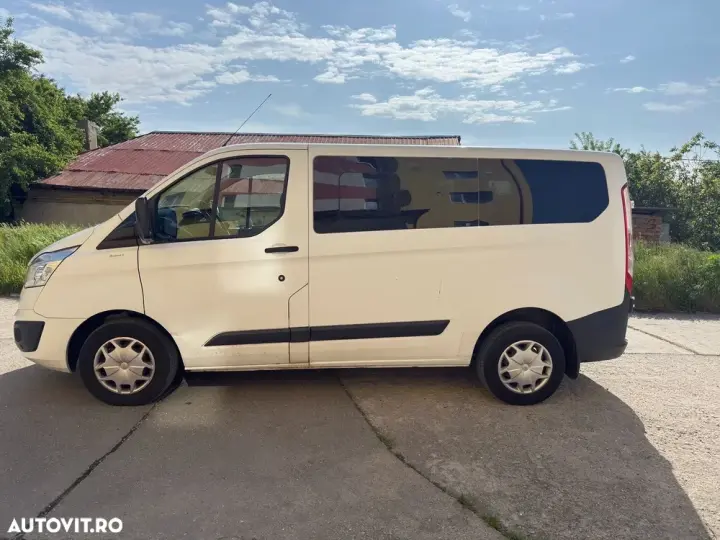 Ford Transit Custom Bus LWB L2H1 Limited