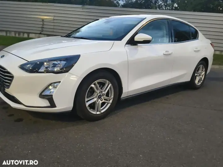 Ford Focus MK4 1.0 EcoBoost Titanium