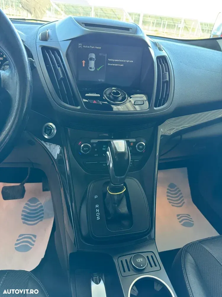 Ford Kuga — imagine 5