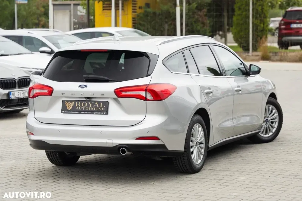 Ford Focus MK4 1.0 EcoBoost Start-Stopp-System TITANIUM — imagine 4