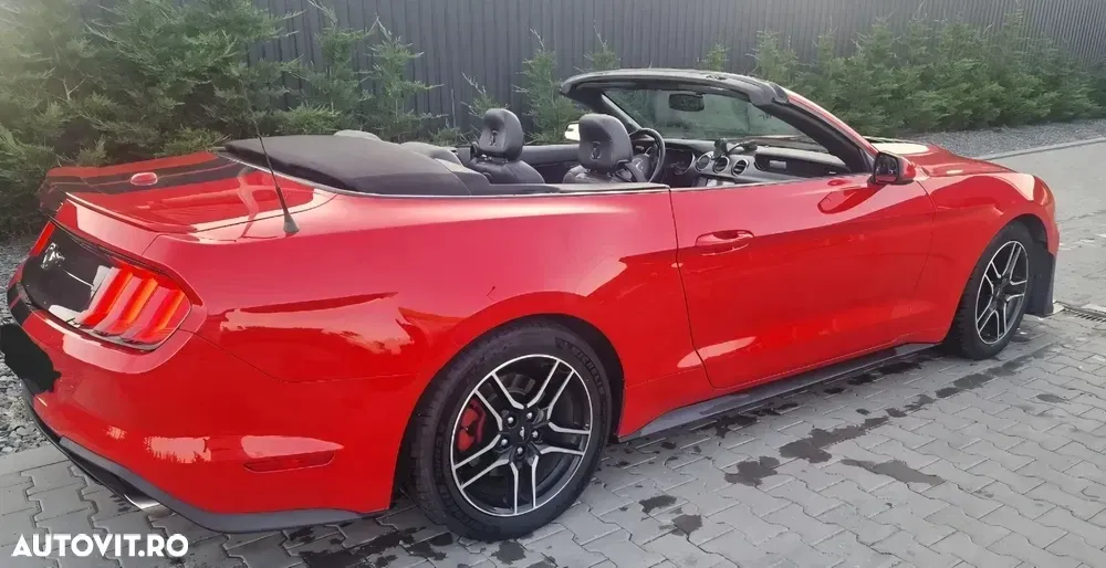 Ford Mustang VI Cabrio 2.3 Eco Boost — imagine 5