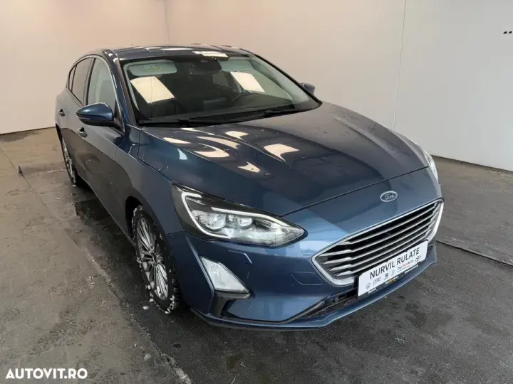 Ford Focus 1.0 EcoBoost MHEV Titanium