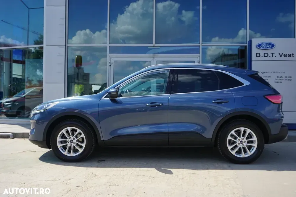 Ford Kuga — imagine 4