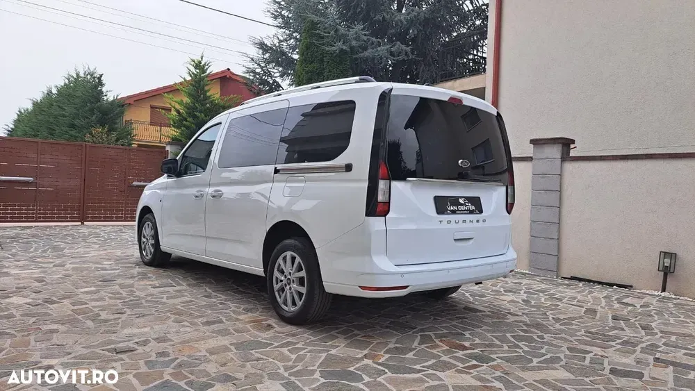 Ford Tourneo Connect 2.0L EcoBlue LWB Titanium — imagine 6