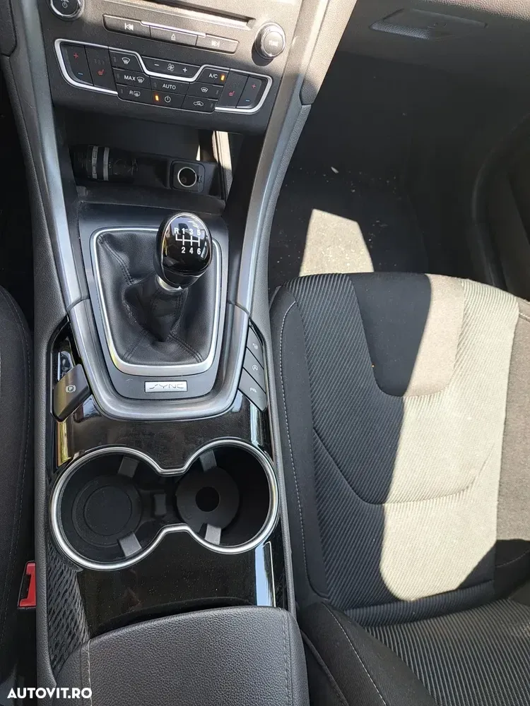 Ford Mondeo IV 1.5 TDCi ECOnetic Start-Stopp Titanium — imagine 6
