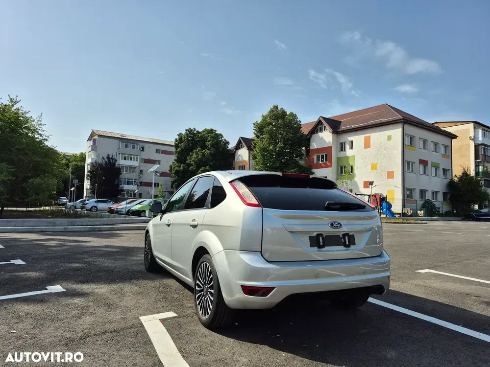 Ford Focus MK2 1.6 TDCI DPF Titanium — imagine 3