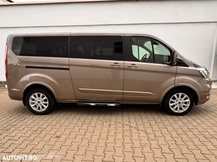 Ford Tourneo Custom