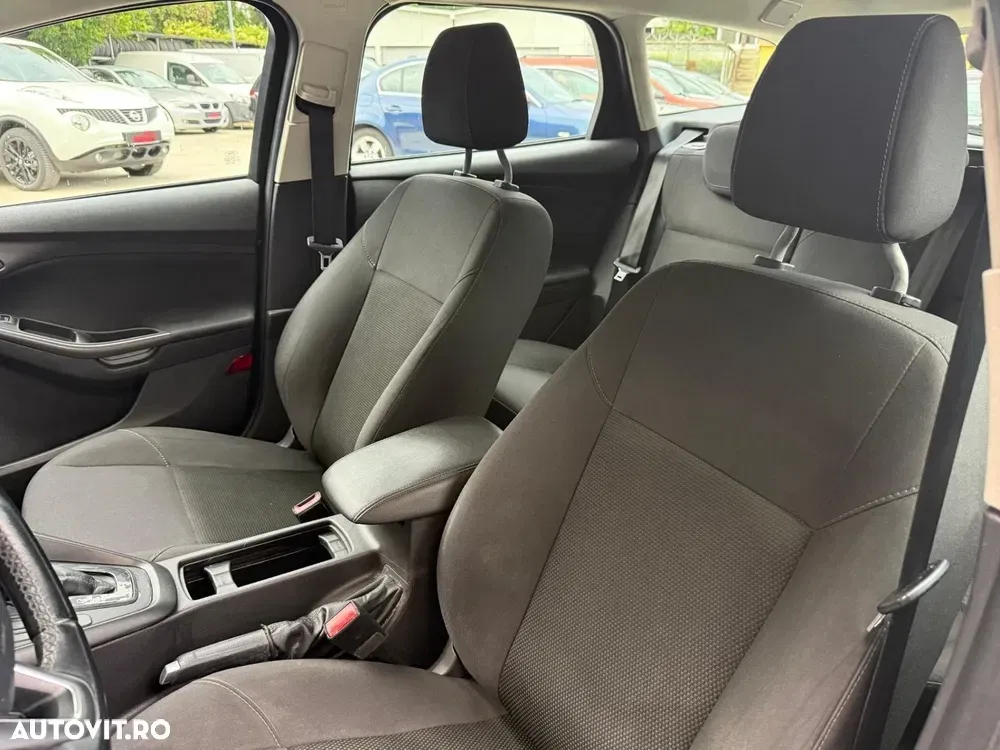 Ford Focus — imagine 6