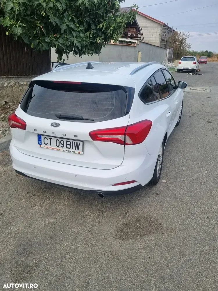 Ford Focus MK4 1.5 EcoBlue Titanium Business — imagine 2