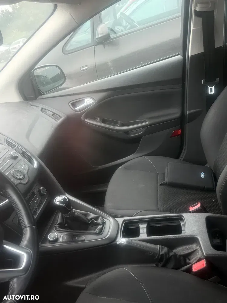 Ford Focus 1.0 EcoBoost Start Stop Trend — imagine 5