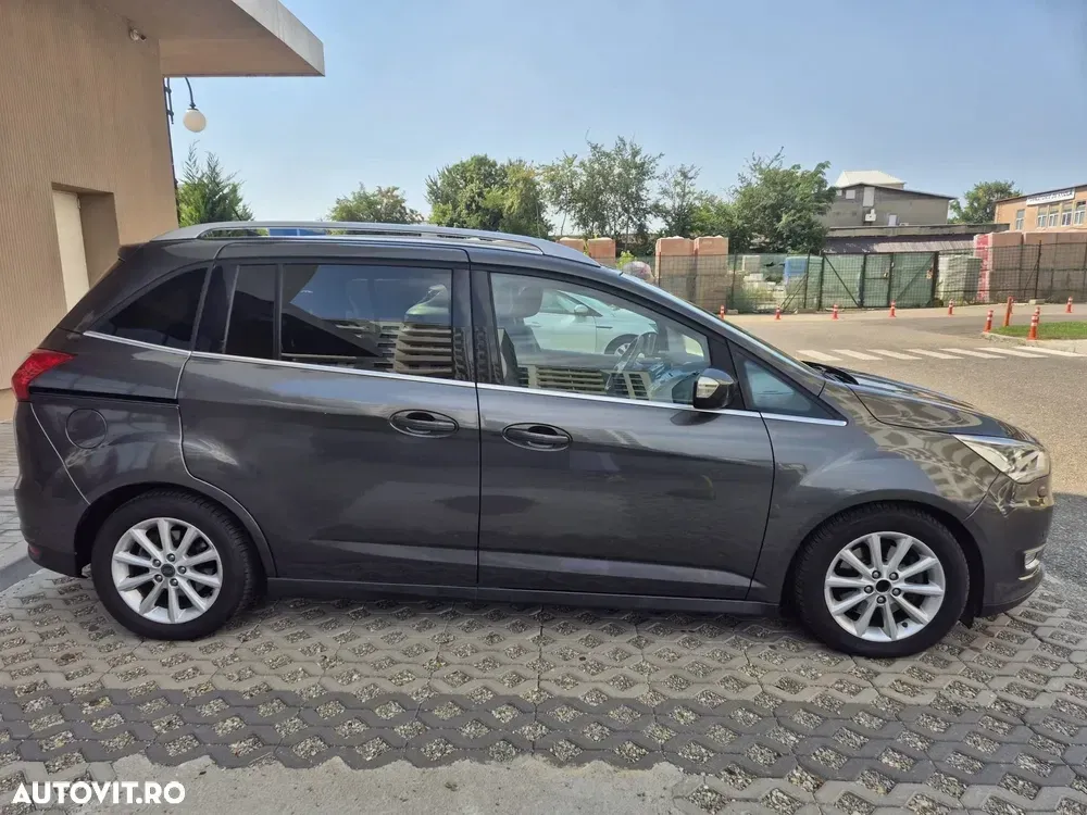 Ford Grand C-Max — imagine 4