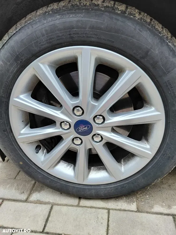 Ford Focus MK3 2.0 TDCI Powershift Titanium — imagine 4