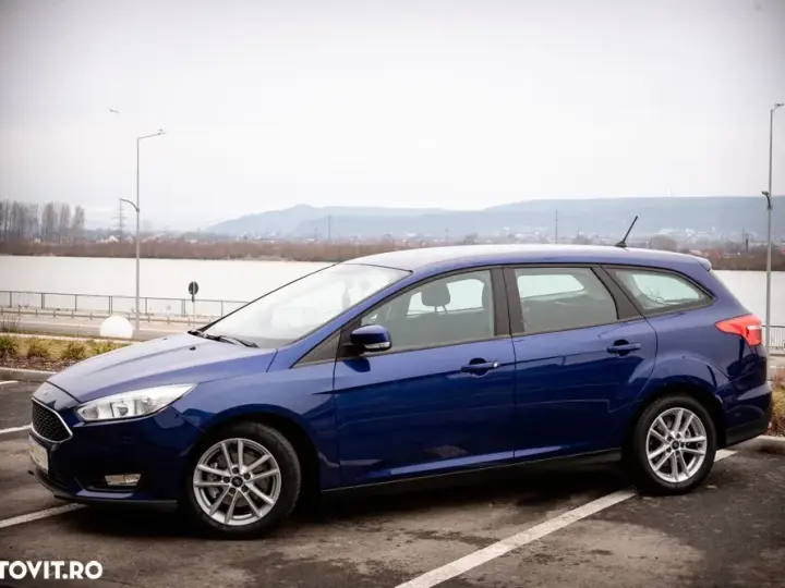 Ford Focus MK4 1.0 EcoBoost Trend