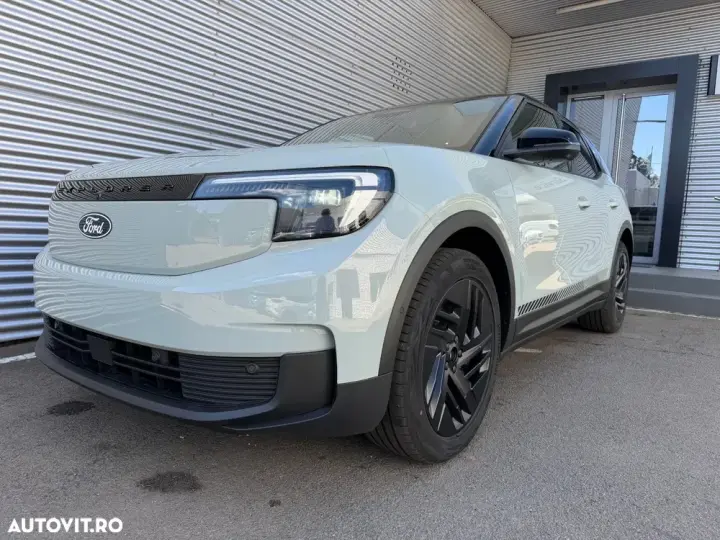 Ford Explorer AWD 77 kWh Extended Range Collection