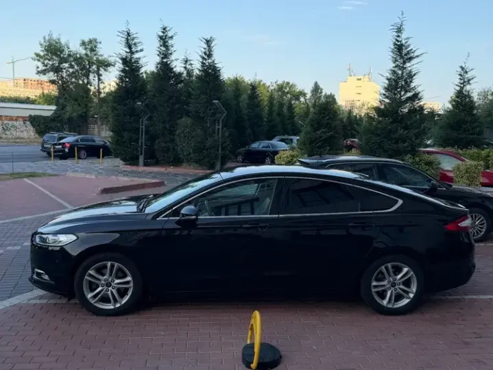 Ford Mondeo IV 2.0 TDCI PowerShift Titanium