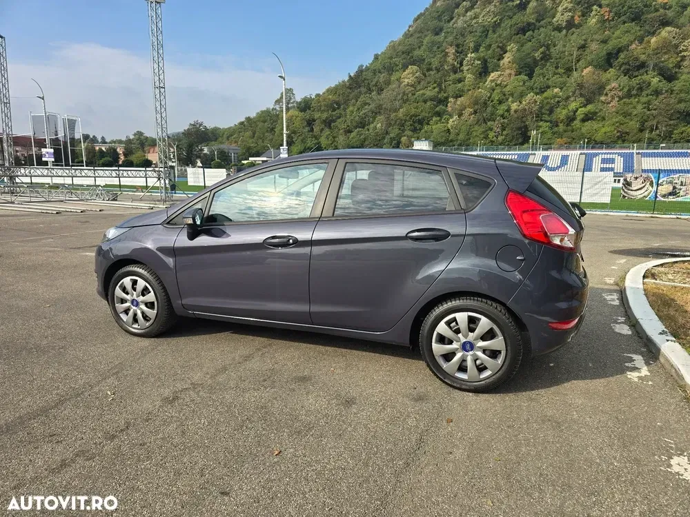 Ford Fiesta — imagine 3