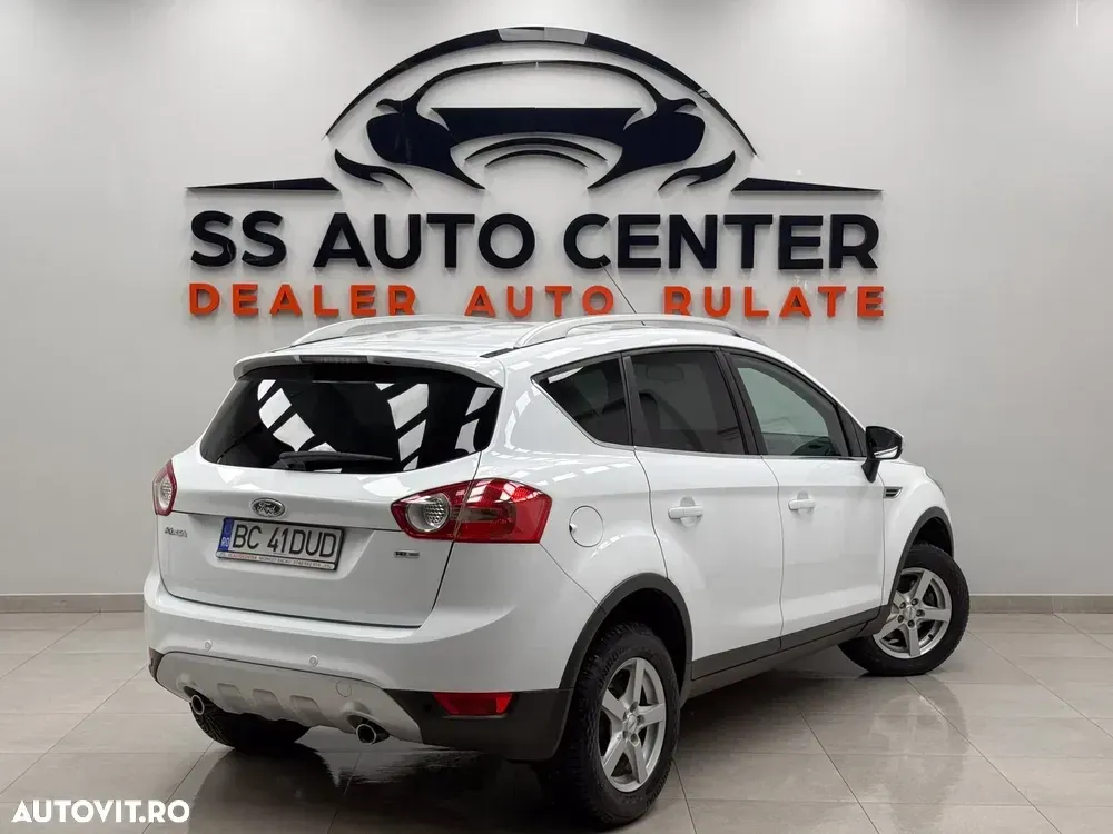 Ford Kuga 2.0 TDCi 2x4 Trend — imagine 3
