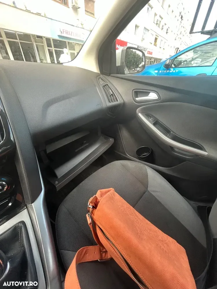 Ford Focus MK3 — imagine 3