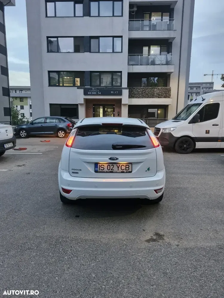 Ford Focus MK2 1.6 Titanium — imagine 4
