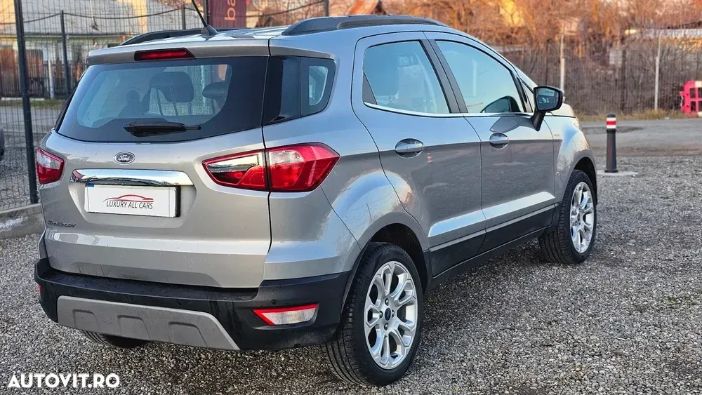 Ford EcoSport — imagine 6