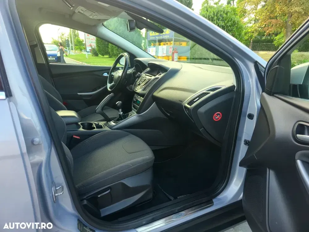 Ford Focus MK3 — imagine 6