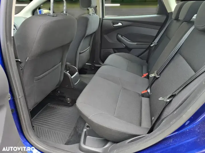 Ford Focus MK3 1.5 TDCi DPF Start-Stopp-System Business