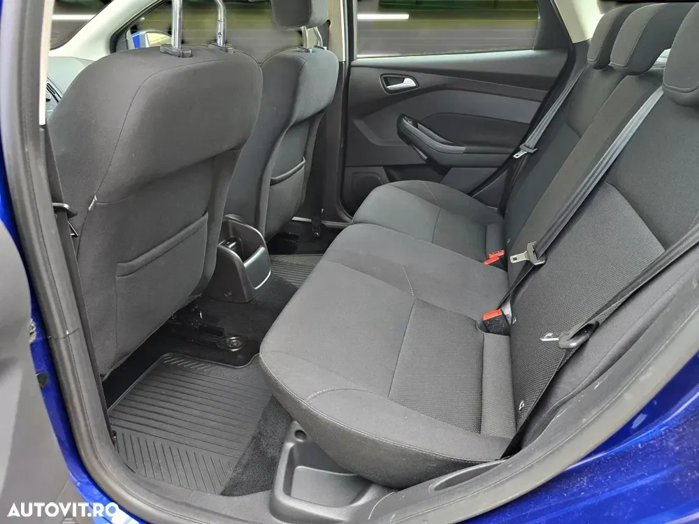 Ford Focus MK3 1.5 TDCi DPF Start-Stopp-System Business — imagine 6