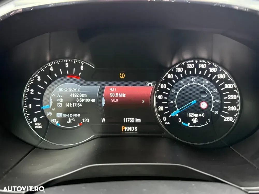 Ford Galaxy 2.0 TDCi Powershift Titanium — imagine 4