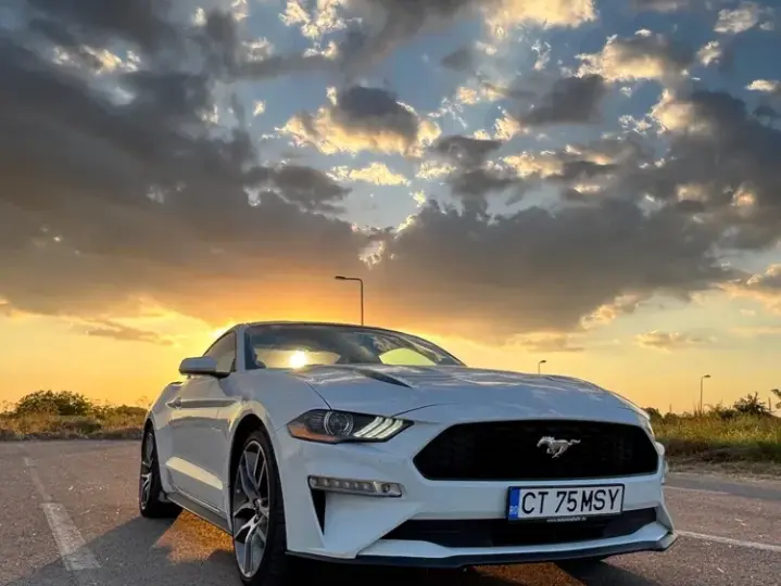 Ford Mustang VI 2.3 EcoBoost