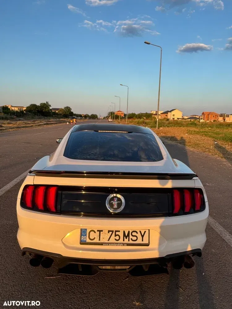 Ford Mustang VI 2.3 EcoBoost — imagine 2