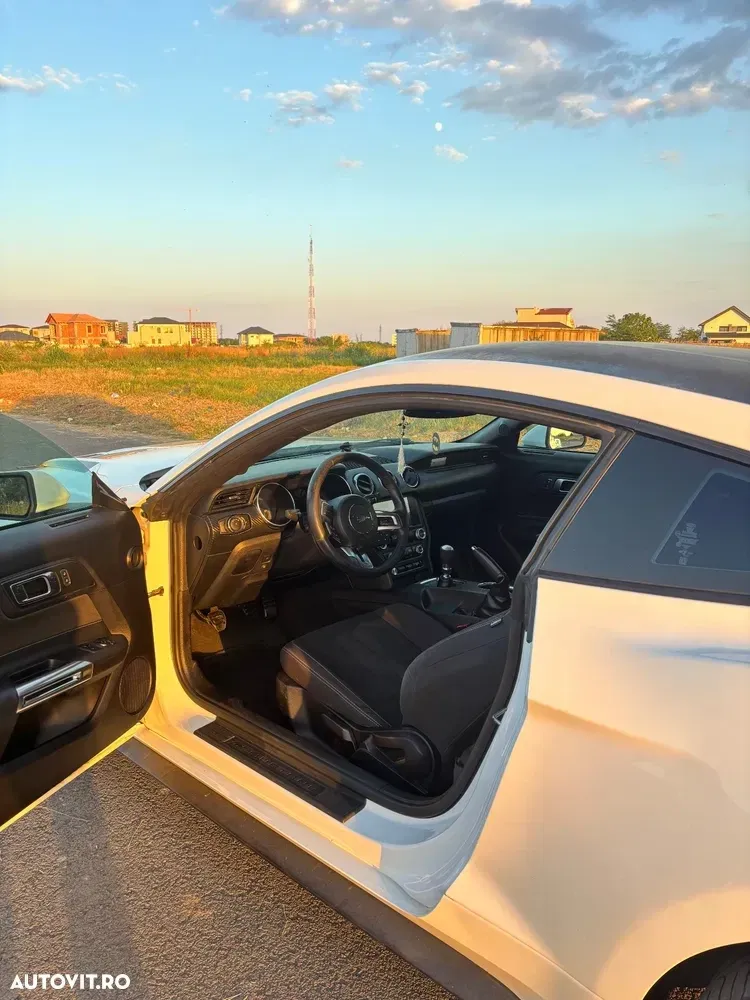 Ford Mustang VI 2.3 EcoBoost — imagine 5