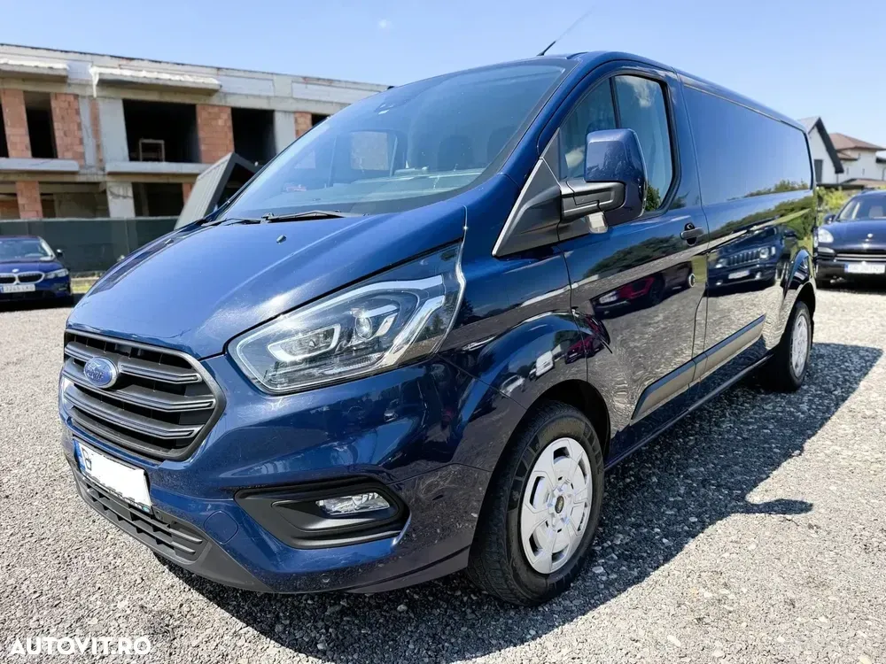 Ford Transit — imagine 4
