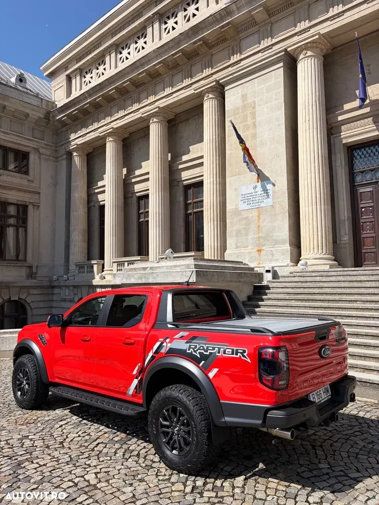Ford Raptor — imagine 3