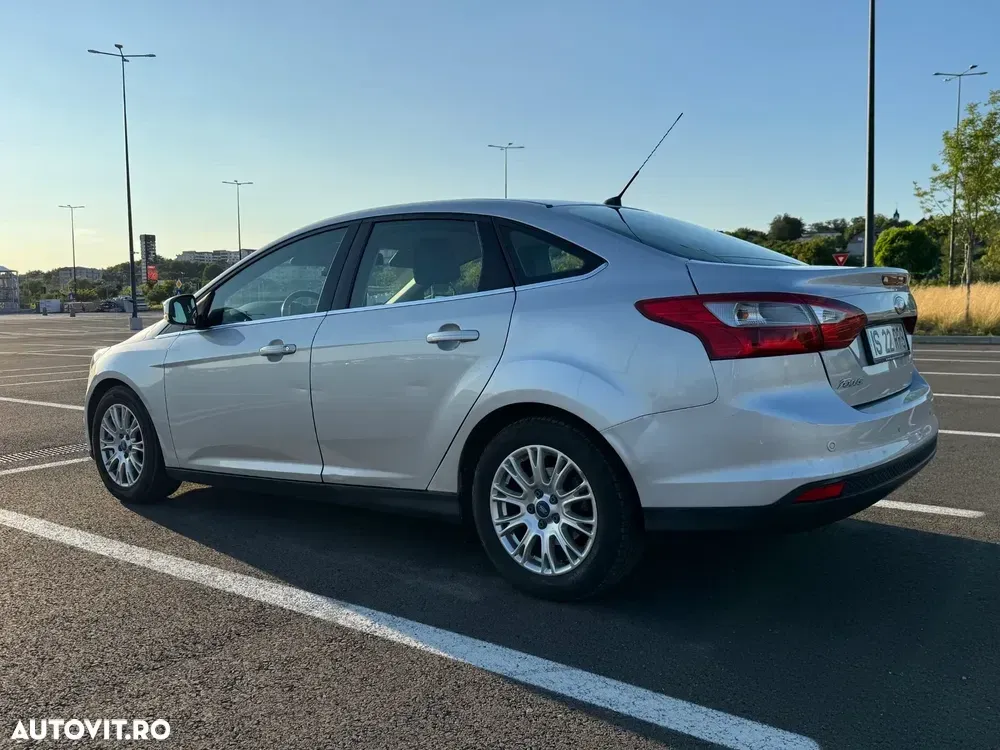 Ford Focus MK3 1.6 TDCi DPF Titanium — imagine 4