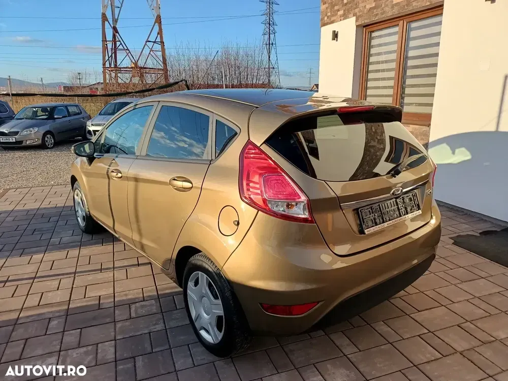 Ford Fiesta — imagine 4