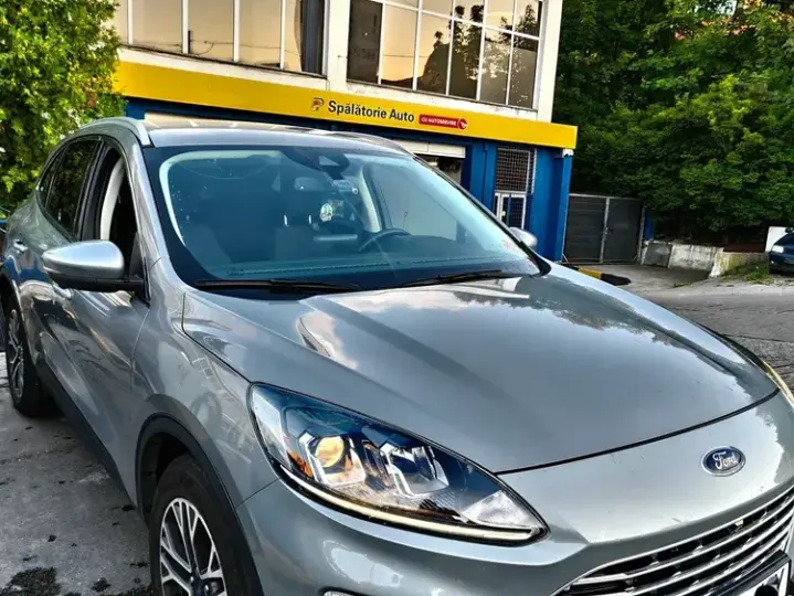 Ford Kuga III 2.0 EcoBlue mHEV FWD Titanium