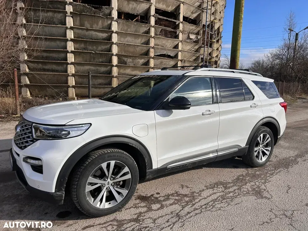 Ford Explorer EcoBoost Plug-in Hybrid PLATINUM — imagine 6