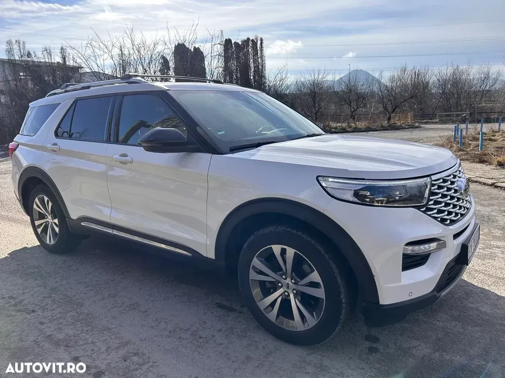 Ford Explorer EcoBoost Plug-in Hybrid PLATINUM — imagine 3