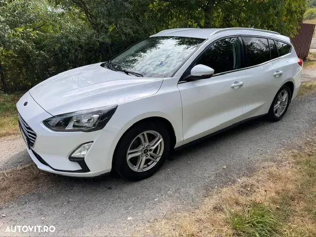 Ford Focus MK4 1.0 EcoBoost Active — imagine 4