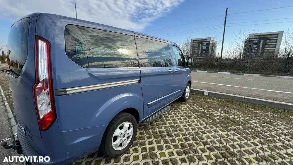 Ford Tourneo Custom 300 L2H1 VA Titanium — imagine 6