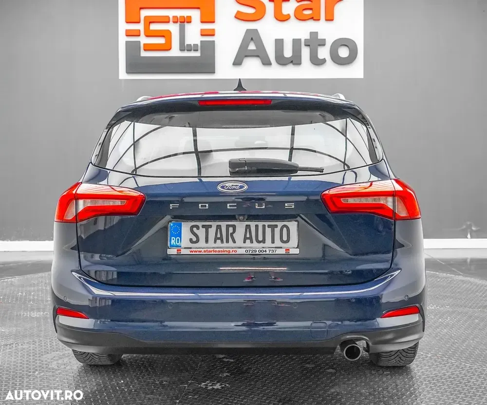 Ford Focus MK4 2.0 EcoBlue Titanium Business — imagine 5