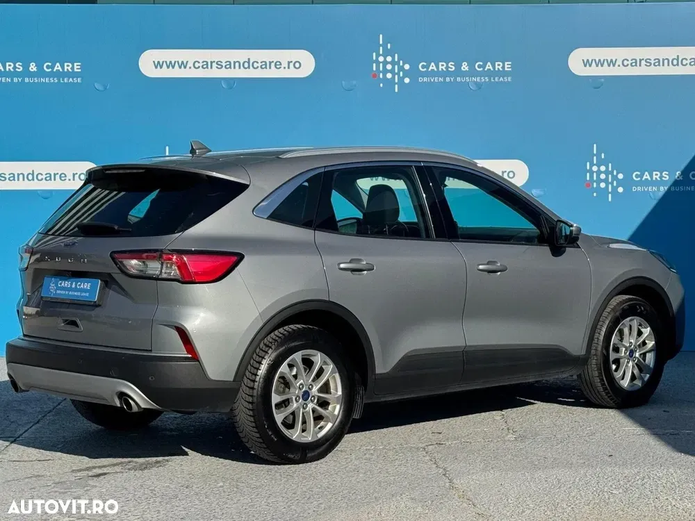 Ford Kuga — imagine 4